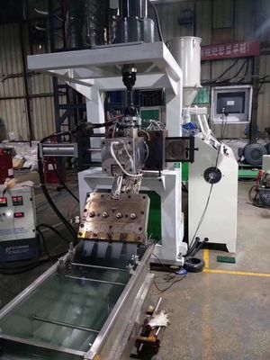 Zeer nauwkeurige automatische PET-bandenmachine met enkelschroefsextrusie voor PET-bandproductielijn