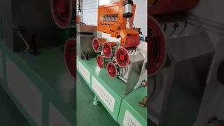 ? Transformeer uw verpakkingsproces met onze één-uit-drie PET-omsnoeringslijn!